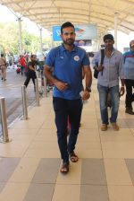 Irfan Pathan snapped at the airport on 21st Jan 2016